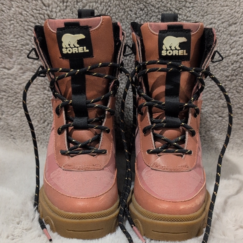 Sorel Pink and Brown Lace-Up Boots